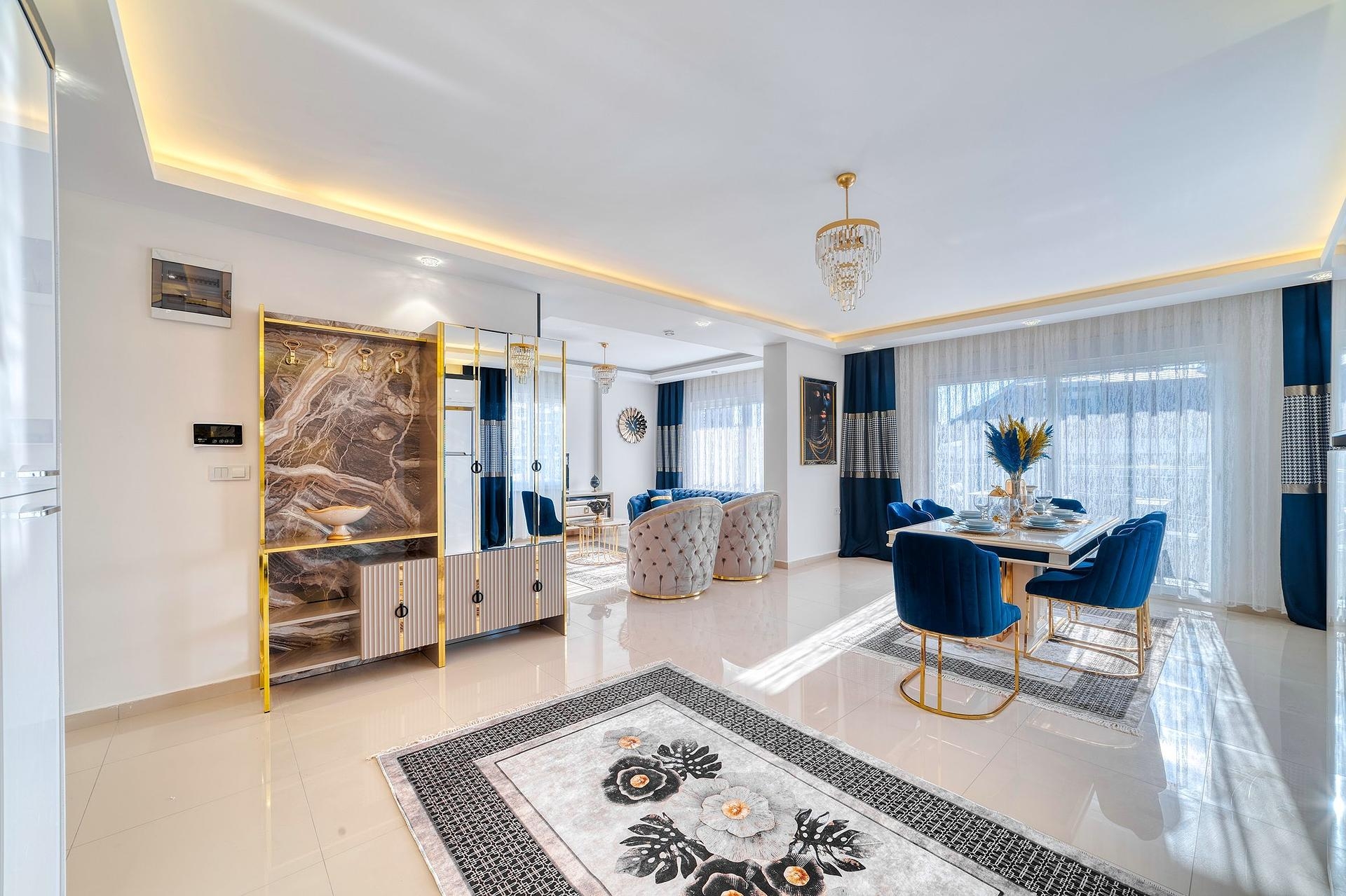 detail.propertyImage
