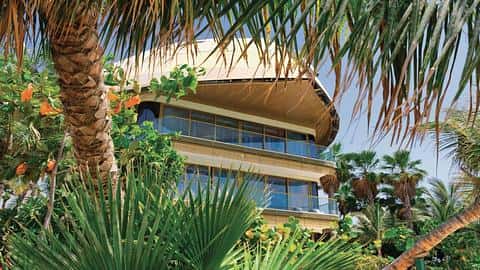 Villa de luxe en bord de mer dans les îles du monde, Dubaï — 2/43