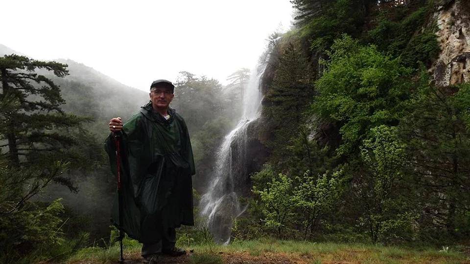 Uyuzsuyu Waterfall