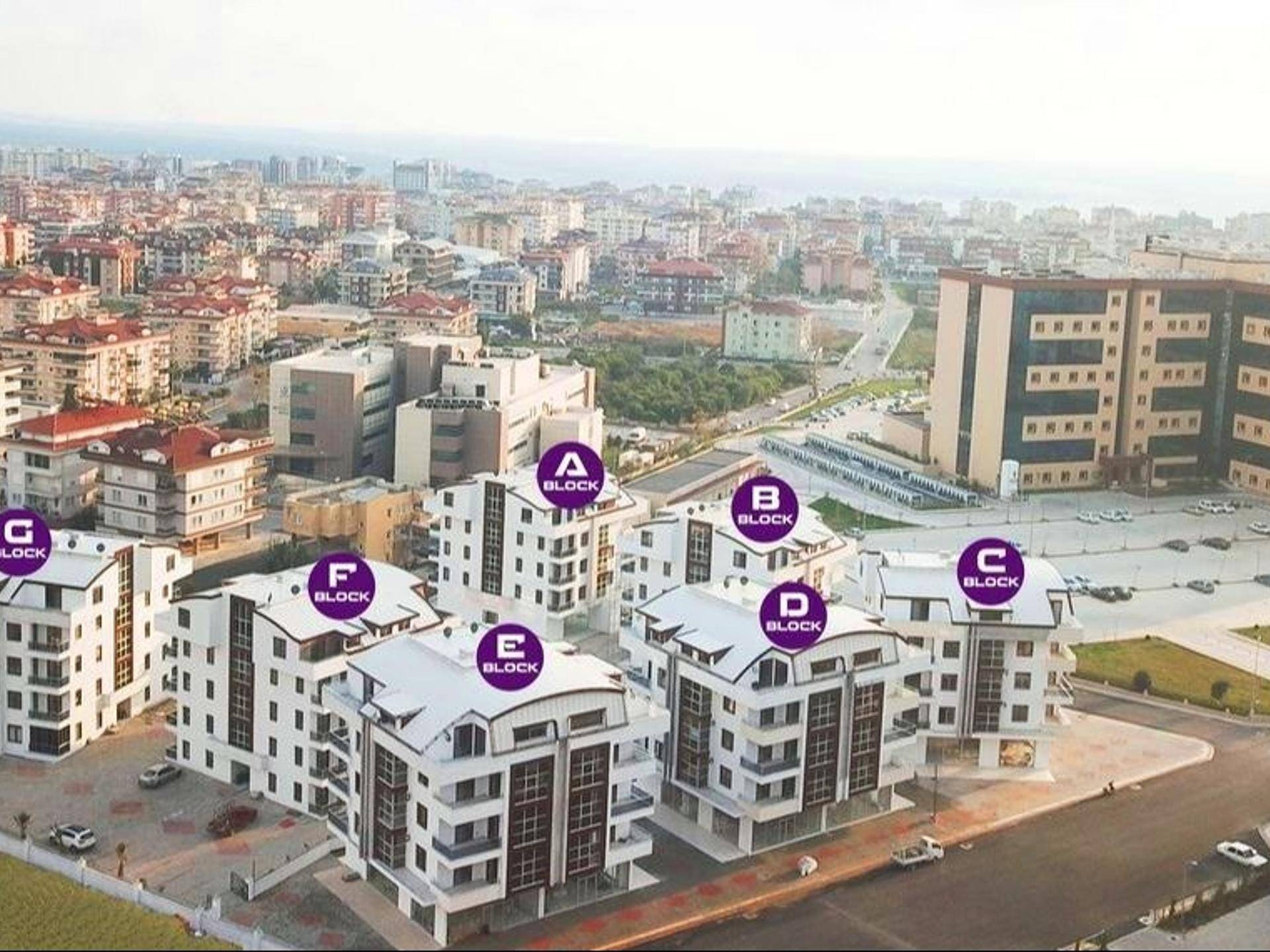 Commercial Property with 2 Bedrooms in Oba, Alanya, Antalya