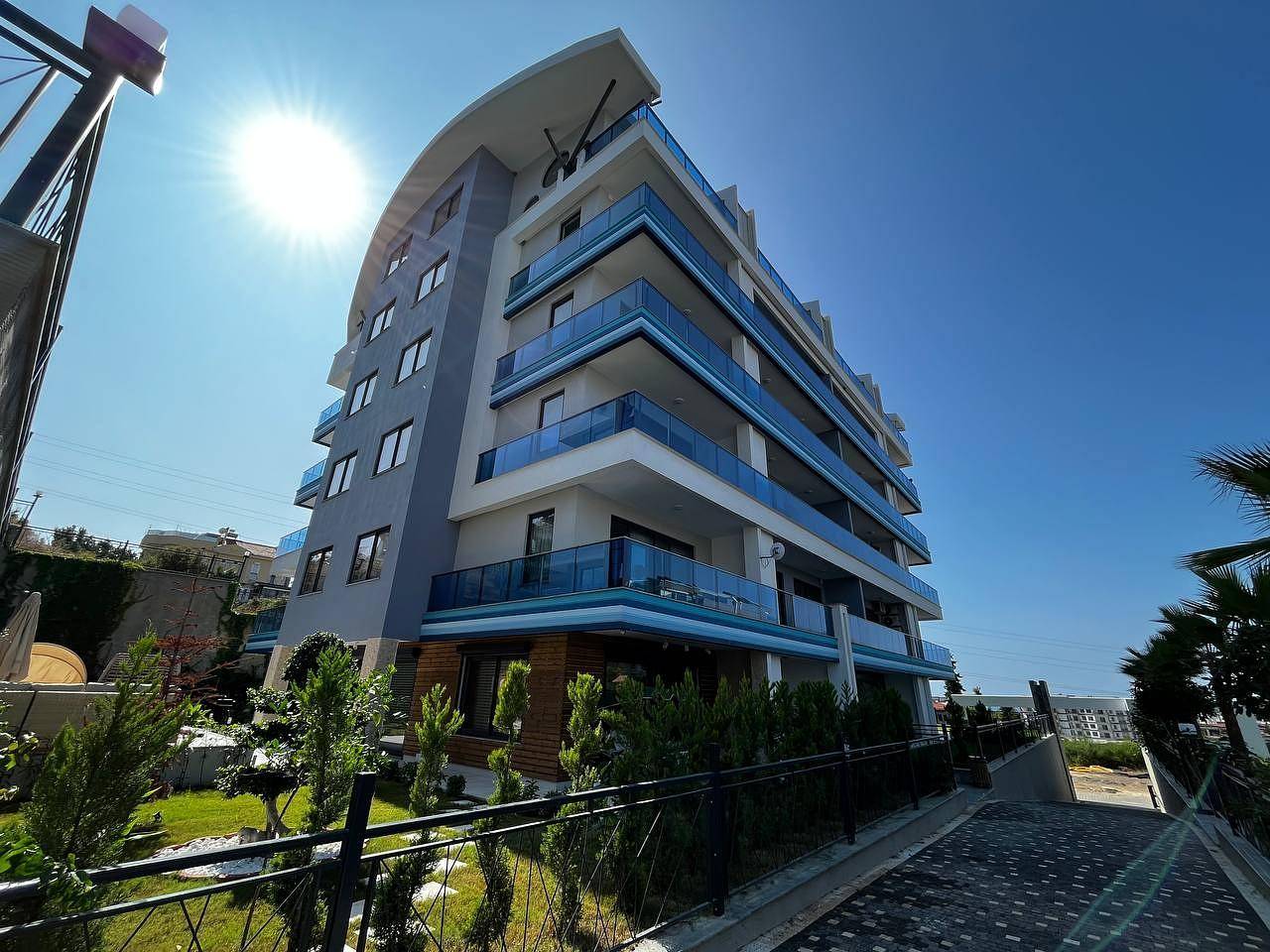 detail.propertyImage