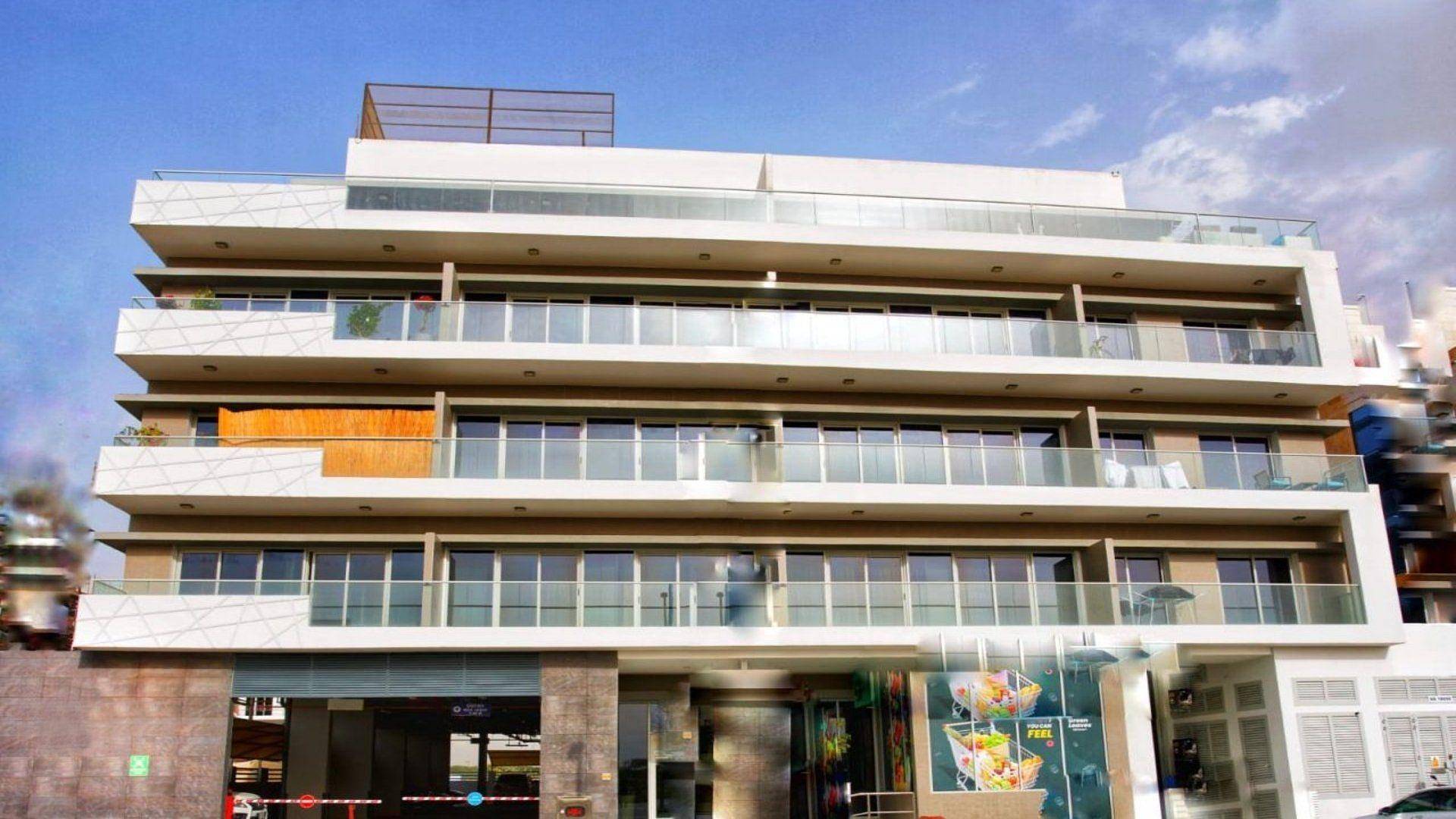 detail.propertyImage