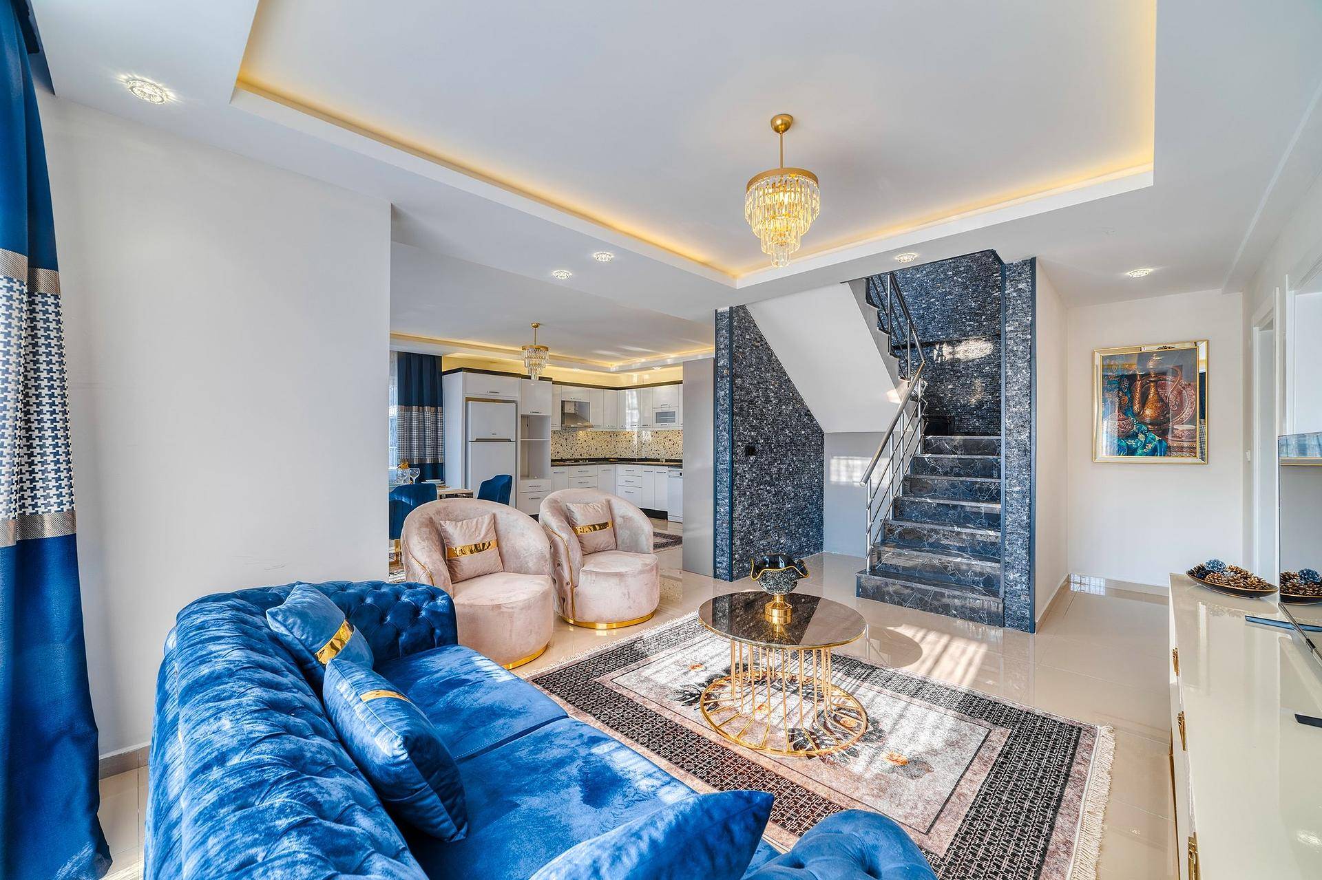 detail.propertyImage