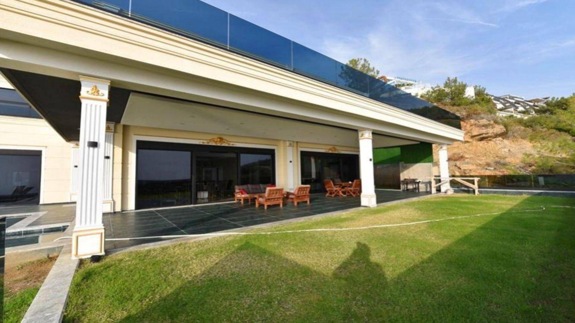 detail.propertyImage