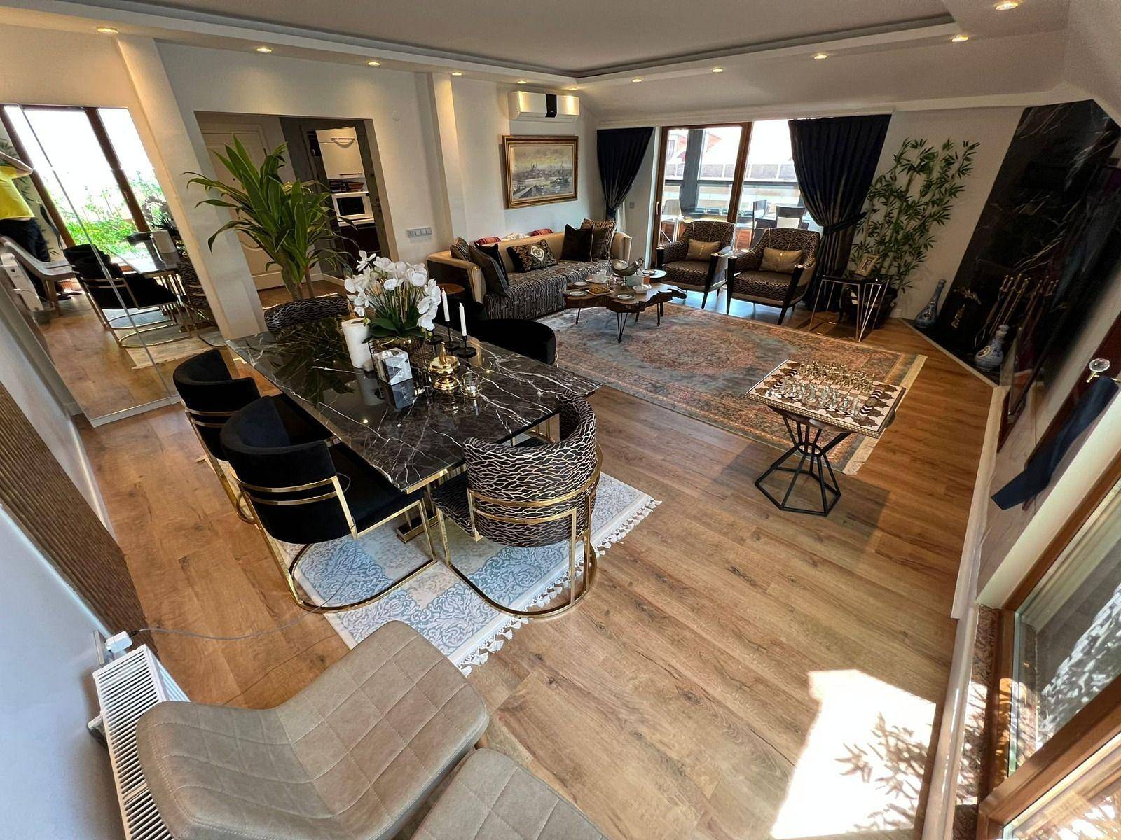detail.propertyImage