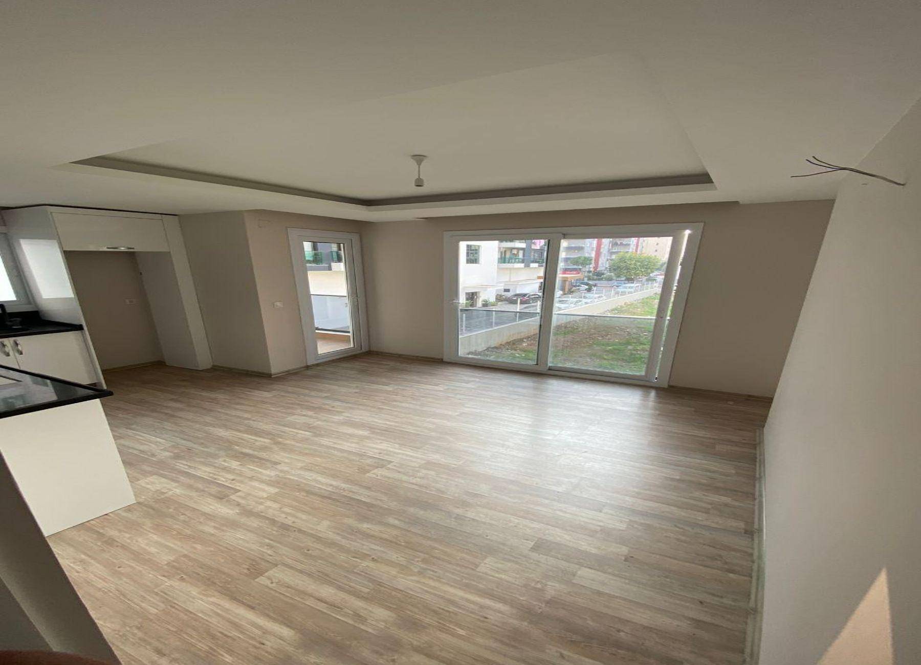 detail.propertyImage