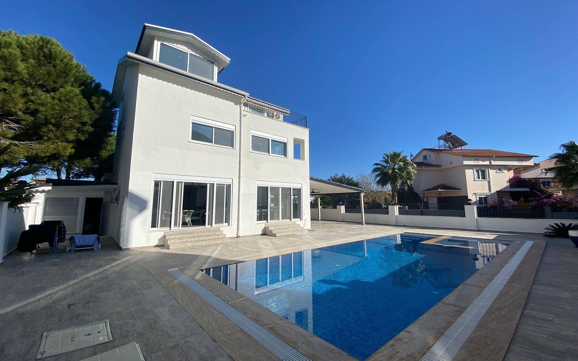 detail.propertyImage