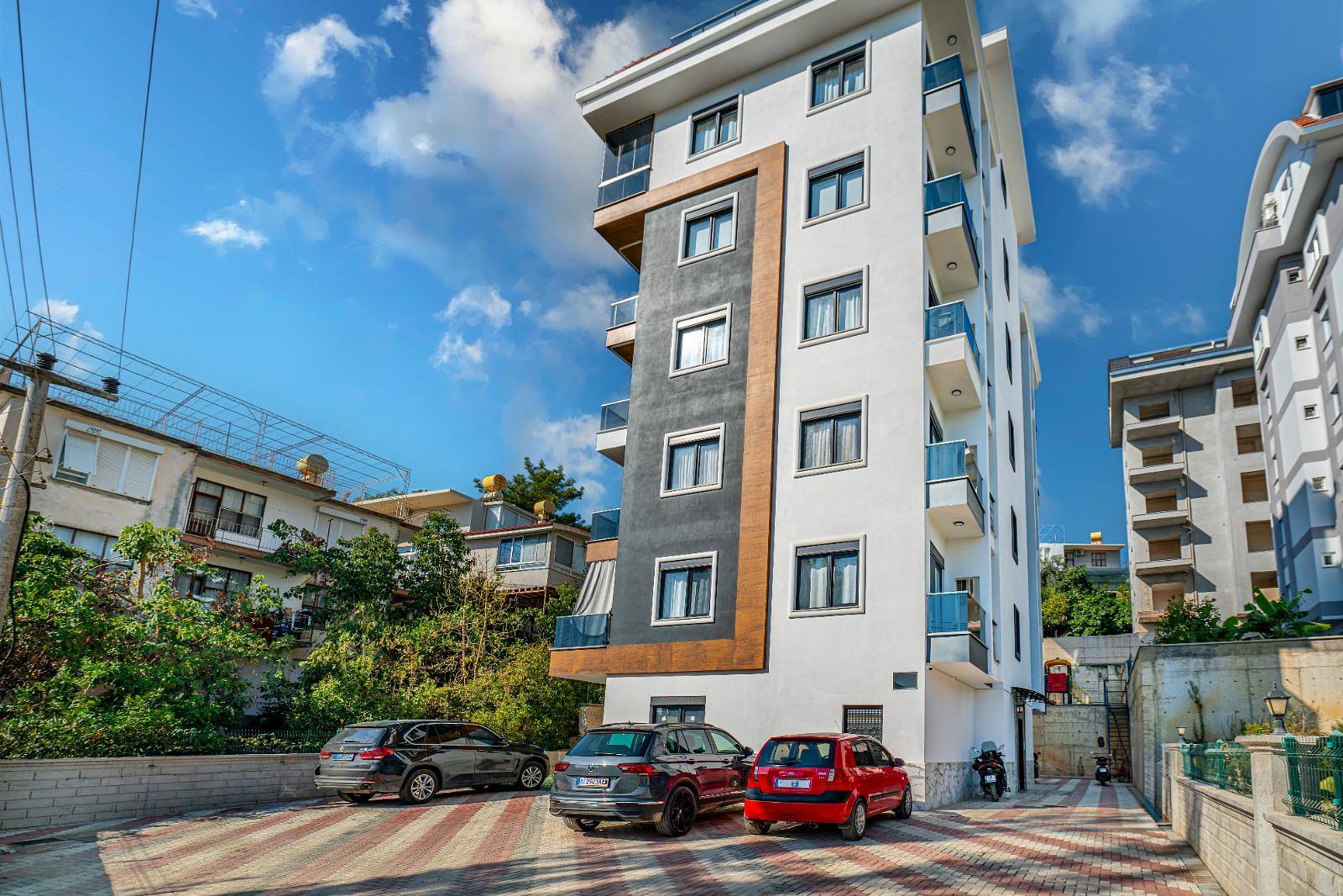 detail.propertyImage