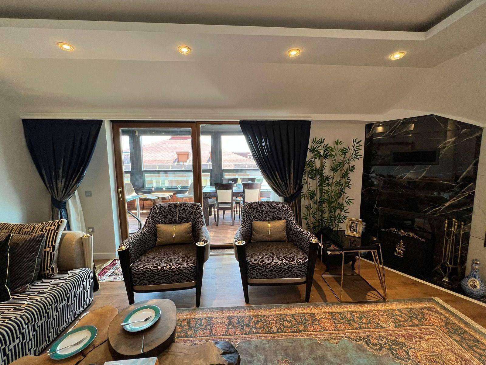 detail.propertyImage