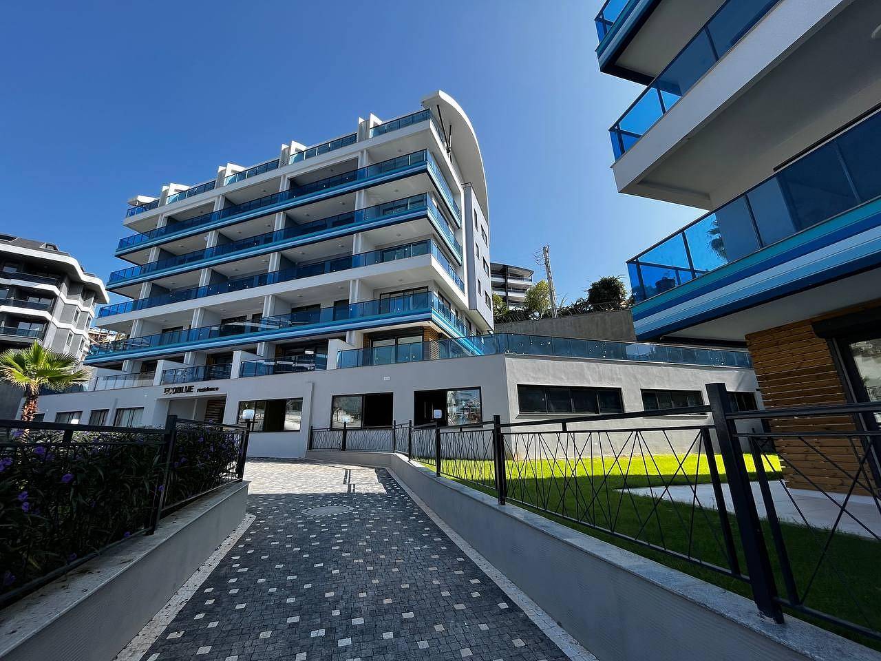 detail.propertyImage